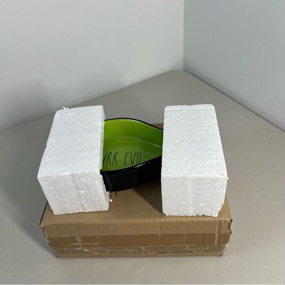 New In Box Rae Dunn Purr Evil Ceramic Cat Pet Feeding Bowl NIB - Picture 8 of 8